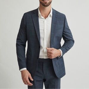 RW &Co Tailored Fit Blue Checkered Plaid Wool Traveler Blazer